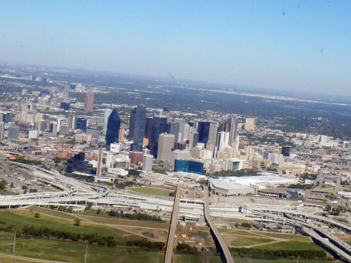 30 Minute Downtown Dallas Skyline Flight Tour - Image 7