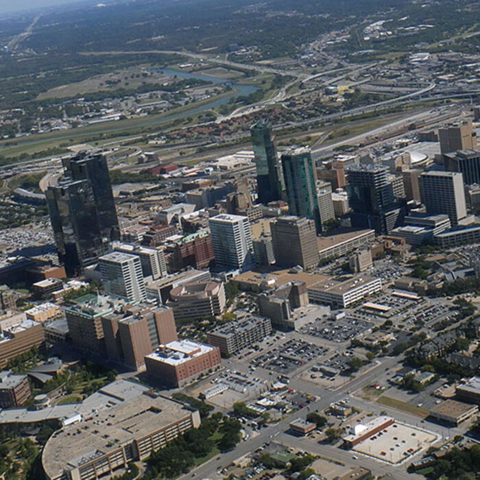 30 Minute Downtown Dallas Skyline Flight Tour